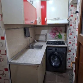 In Baku nan m² apartment is for sale - Image 3