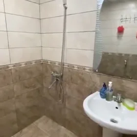 In Baku 85.0 m² apartment is for sale - Image 5