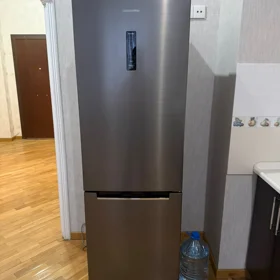 In Baku 90.0 m² apartment is for rent - Image 7