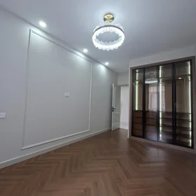 In Baku 113.0 m² apartment is for sale - Image 2