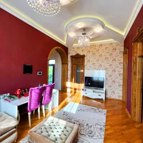 In Rəsulzadə qəsəbəsi 500.0 m² house with 7.0 rooms is for sale - Image 5
