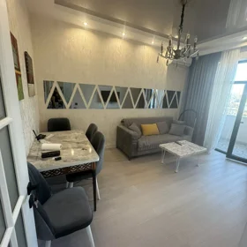 In Baku 70.0 m² apartment is for rent - Image 3