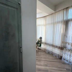 In Baku 91.0 m² apartment is for rent - Image 2