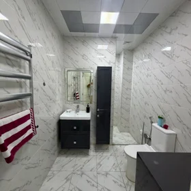 In Baku 91.0 m² apartment is for rent - Image 8