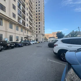 In Baku 66.0 m² apartment is for sale - Image 3