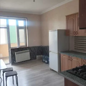 In Baku 100.0 m² apartment is for rent - Image 4