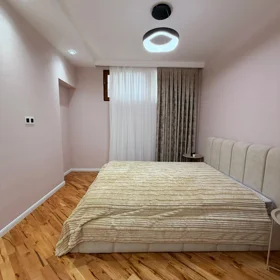 In Baku 65.0 m² apartment is for rent - Image 3