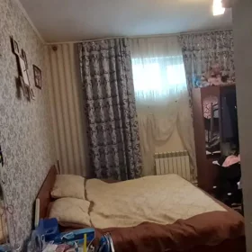 In Baku 130.0 m² house with 4.0 rooms is for sale - Image 2