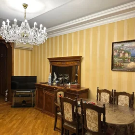 In Baku 60.0 m² apartment is for sale - Image 3