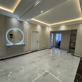 In Baku 180.0 m² apartment is for sale - Image 5