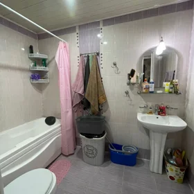 In Baku 85.0 m² apartment is for rent - Image 2