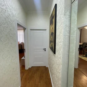 In Baku 70.0 m² apartment is for sale - Image 9