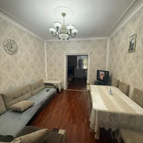 In Khirdalan 90.0 m² apartment is for sale - Image 3