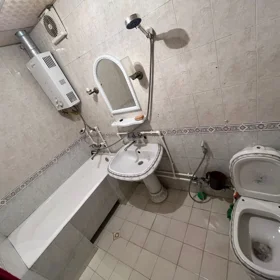 In Khirdalan 110.0 m² apartment is for sale - Image 2
