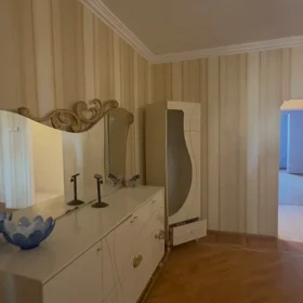 In Khirdalan 110.0 m² apartment is for sale - Image 6
