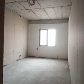 In Baku 305.0 m² apartment is for sale - Image 8