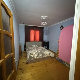In nan 165.0 m² house with 5.0 rooms is for sale - Image 3
