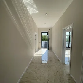 In nan 100.0 m² house with 3.0 rooms is for sale - Image 7
