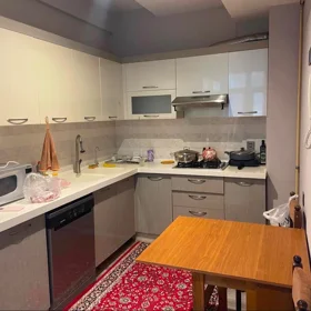 In Khirdalan 140.0 m² apartment is for rent - Image 4