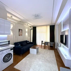 In Baku 70.0 m² apartment is for rent - Image 3