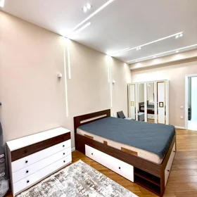 In Baku 70.0 m² apartment is for rent - Image 9