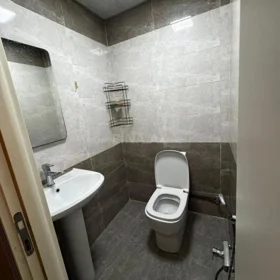 In Baku 80.0 m² apartment is for sale - Image 6