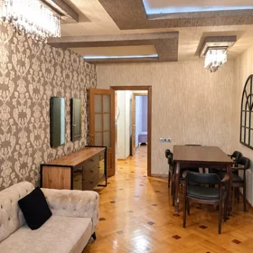 In Baku 65.0 m² apartment is for rent - Image 3