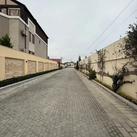 In Xəzər rayonu 150.0 m² house with 7.0 rooms is for sale - Image 2