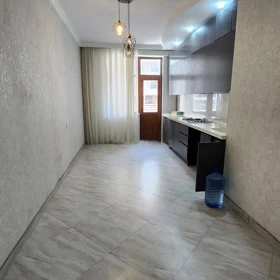 In Baku 90.0 m² apartment is for rent - Image 3