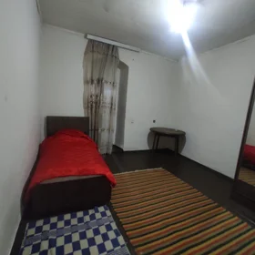 In Binəqədi rayonu 35.0 m² house with 2.0 rooms is for rent - Image 2
