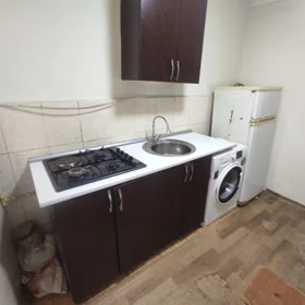 In Binəqədi rayonu 35.0 m² house with 2.0 rooms is for rent - Image 9