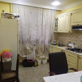 In Baku 85.0 m² apartment is for rent - Image 5