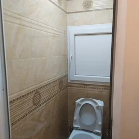 In Baku 75.0 m² apartment is for rent - Image 3