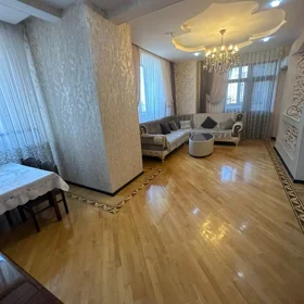 In Baku 140.0 m² apartment is for rent - Image 3