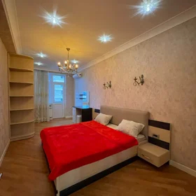 In Baku 170.0 m² apartment is for rent - Image 10