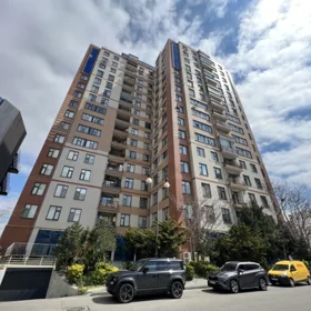 In Baku 165.0 m² apartment is for sale - Image 7