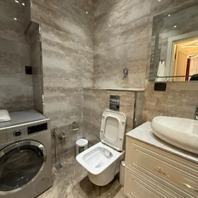 In Baku 130.0 m² apartment is for rent - Image 10
