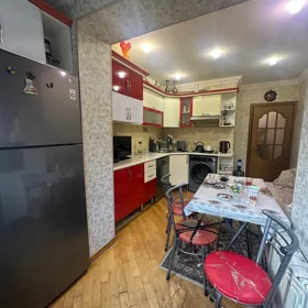 In Baku 80.0 m² apartment is for sale - Image 4