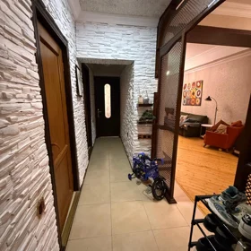 In Baku 102.0 m² apartment is for sale - Image 6