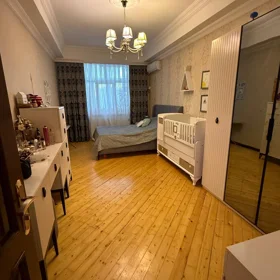 In Baku 102.0 m² apartment is for sale - Image 7