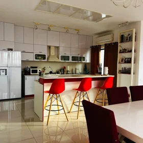 In Xətai rayonu 224.0 m² apartment is for sale - Image 9