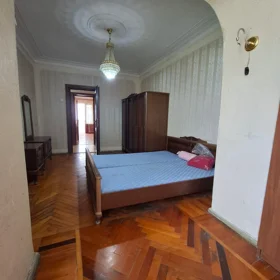 In Baku 90.0 m² apartment is for sale - Image 6