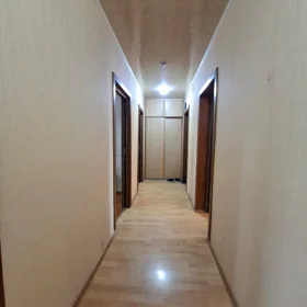 In Baku 90.0 m² apartment is for sale - Image 9