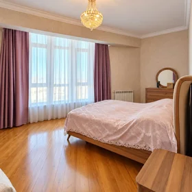 In Khirdalan 94.0 m² apartment is for sale - Image 4