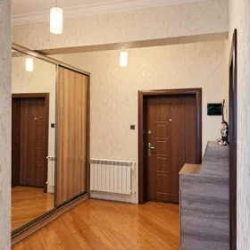 In Khirdalan 94.0 m² apartment is for sale - Image 9