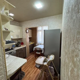 In Baku 60.0 m² apartment is for sale - Image 2