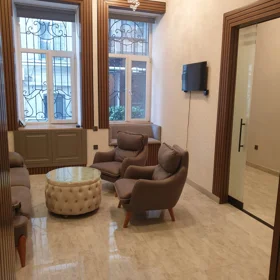 In Baku 50.0 m² office is for rent - Image 3