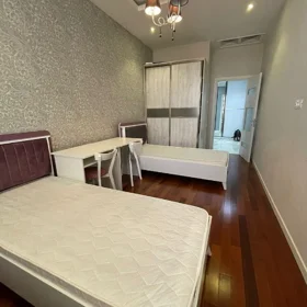 In Səbail rayonu 102.0 m² apartment is for rent - Image 8