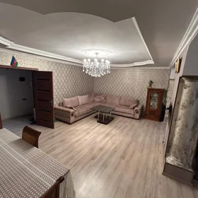 In Binəqədi rayonu 105.0 m² apartment is for sale - Image 3
