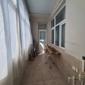 In Baku 80.0 m² apartment is for sale - Image 4